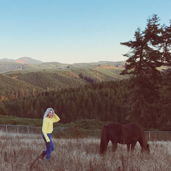 Meet your Posher, Anna - Picture 3 of 6